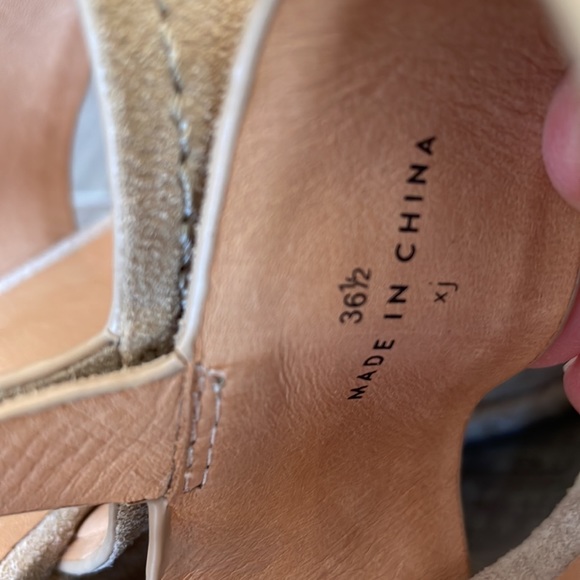 Joie 3” platform tan suede sandals with heel strap and gold buckle. Jute trim. - Picture 6 of 8